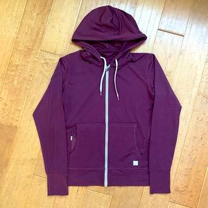 Vuori Halo Performance Hoodie. Like New. Size M